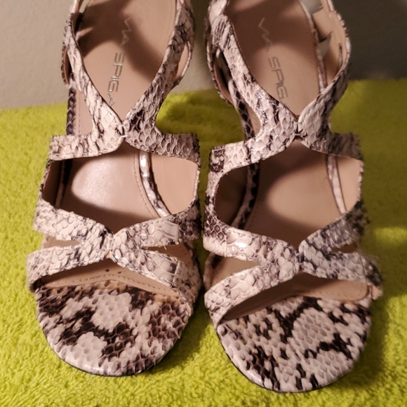 Excellent condition - Picture 2 of 8